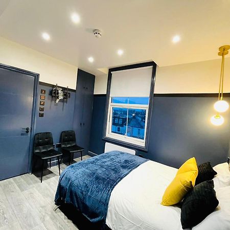 London 39 Blue House Luxury Ensuite Ideal For Tourists Exteriör bild