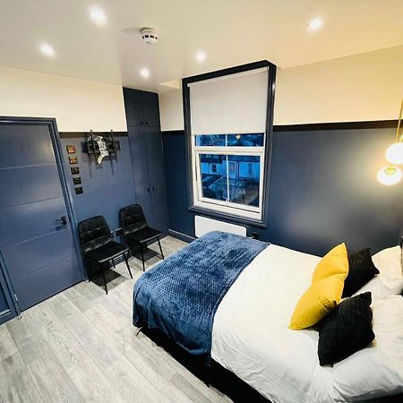 London 39 Blue House Luxury Ensuite Ideal For Tourists Exteriör bild