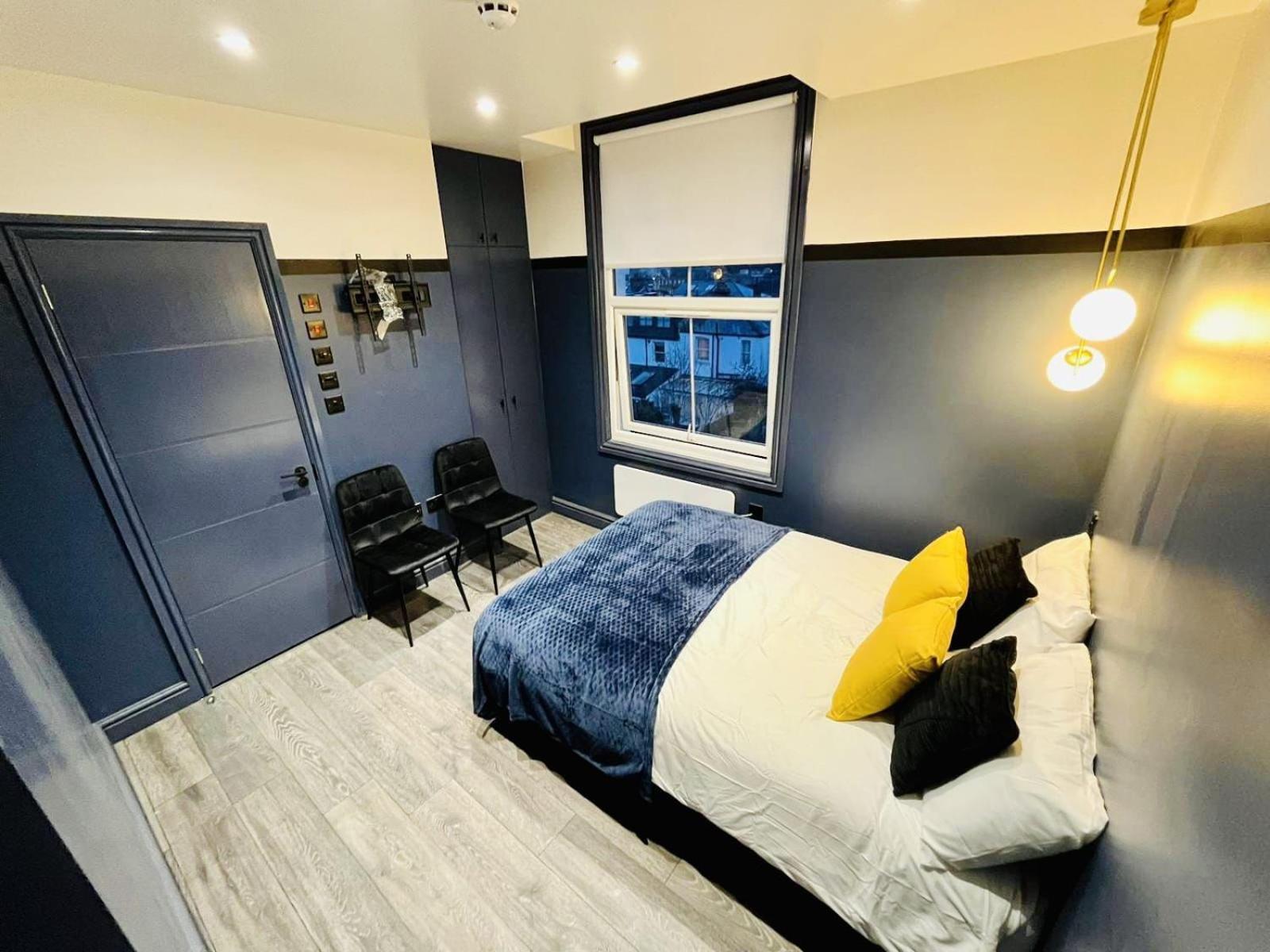 London 39 Blue House Luxury Ensuite Ideal For Tourists Exteriör bild