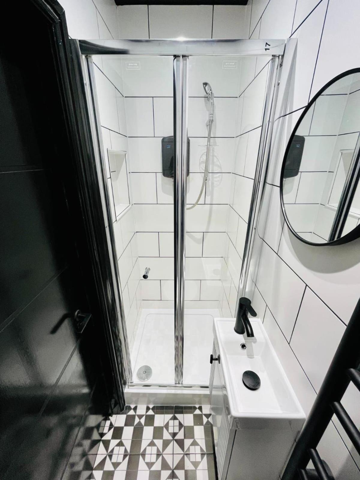 London 39 Blue House Luxury Ensuite Ideal For Tourists Exteriör bild