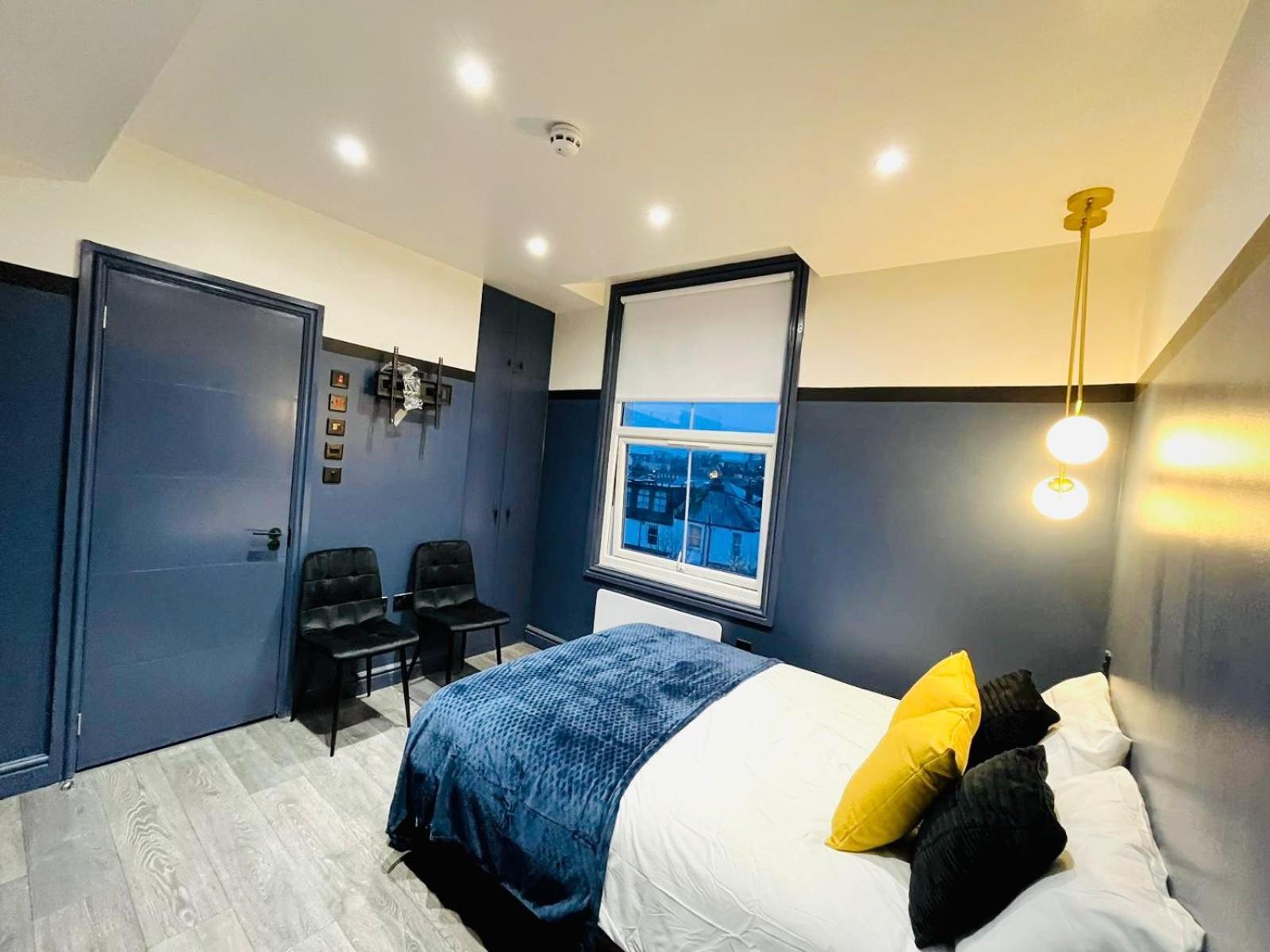 London 39 Blue House Luxury Ensuite Ideal For Tourists Exteriör bild