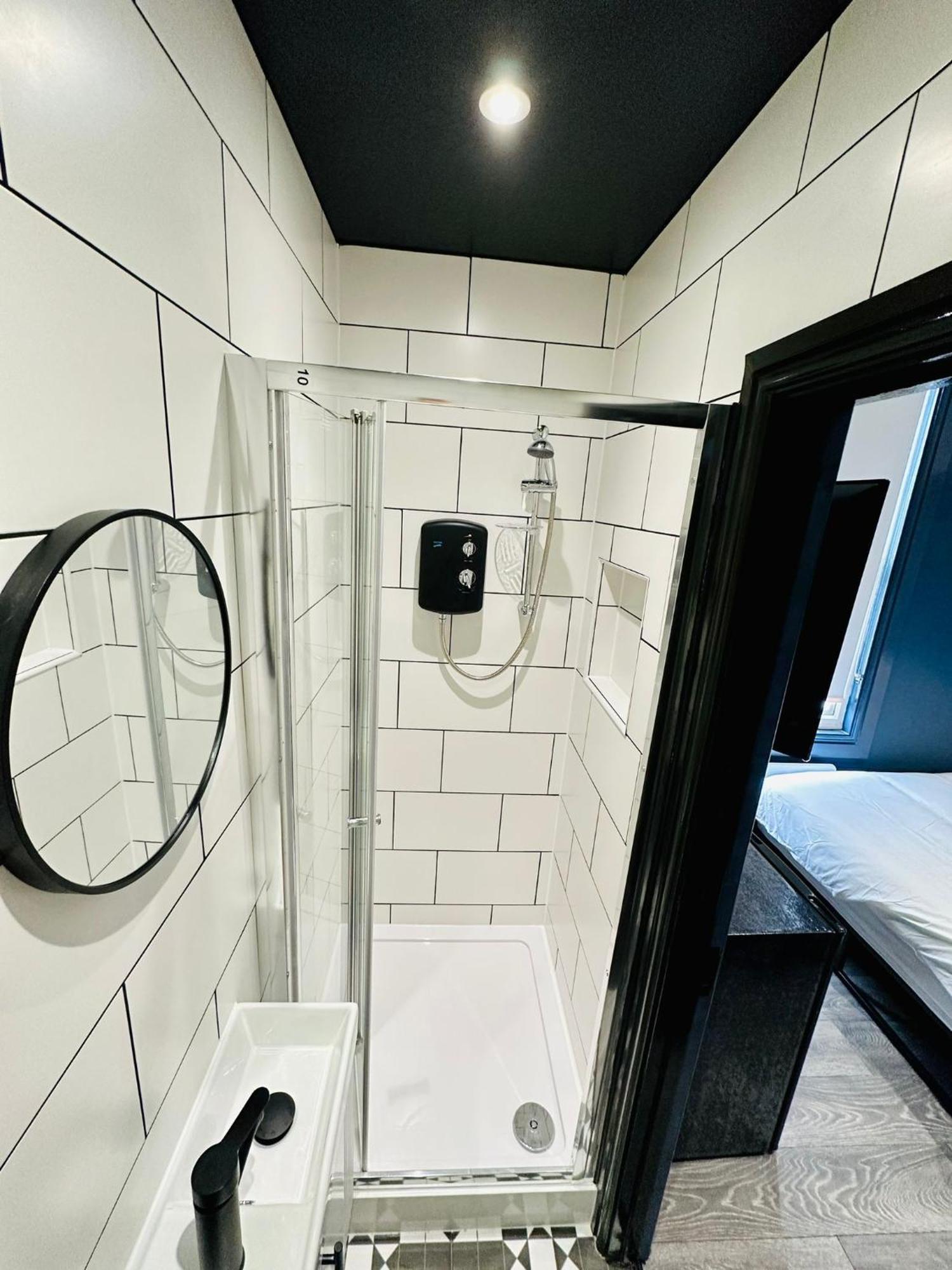 London 39 Blue House Luxury Ensuite Ideal For Tourists Exteriör bild