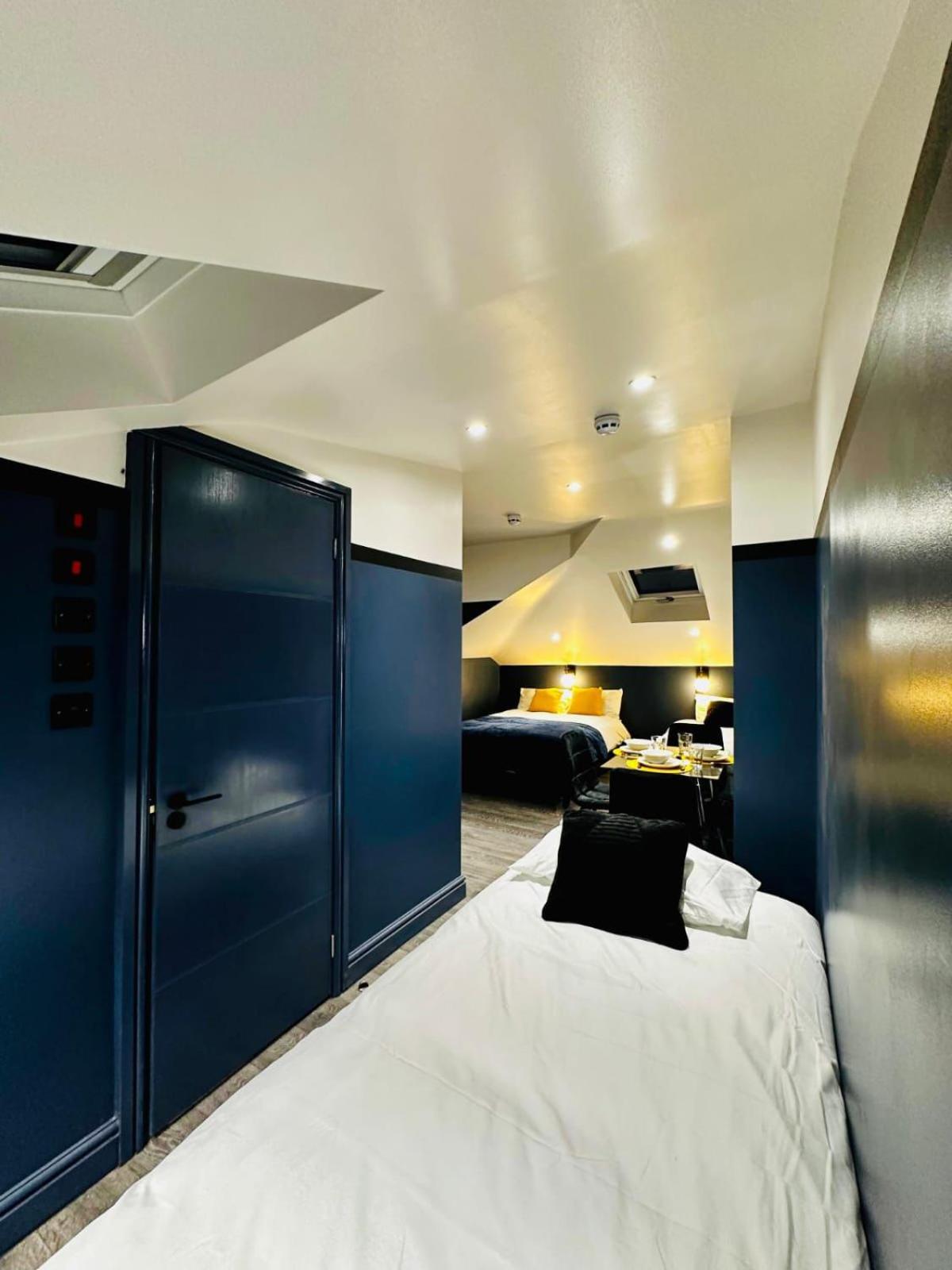 London 39 Blue House Luxury Ensuite Ideal For Tourists Exteriör bild