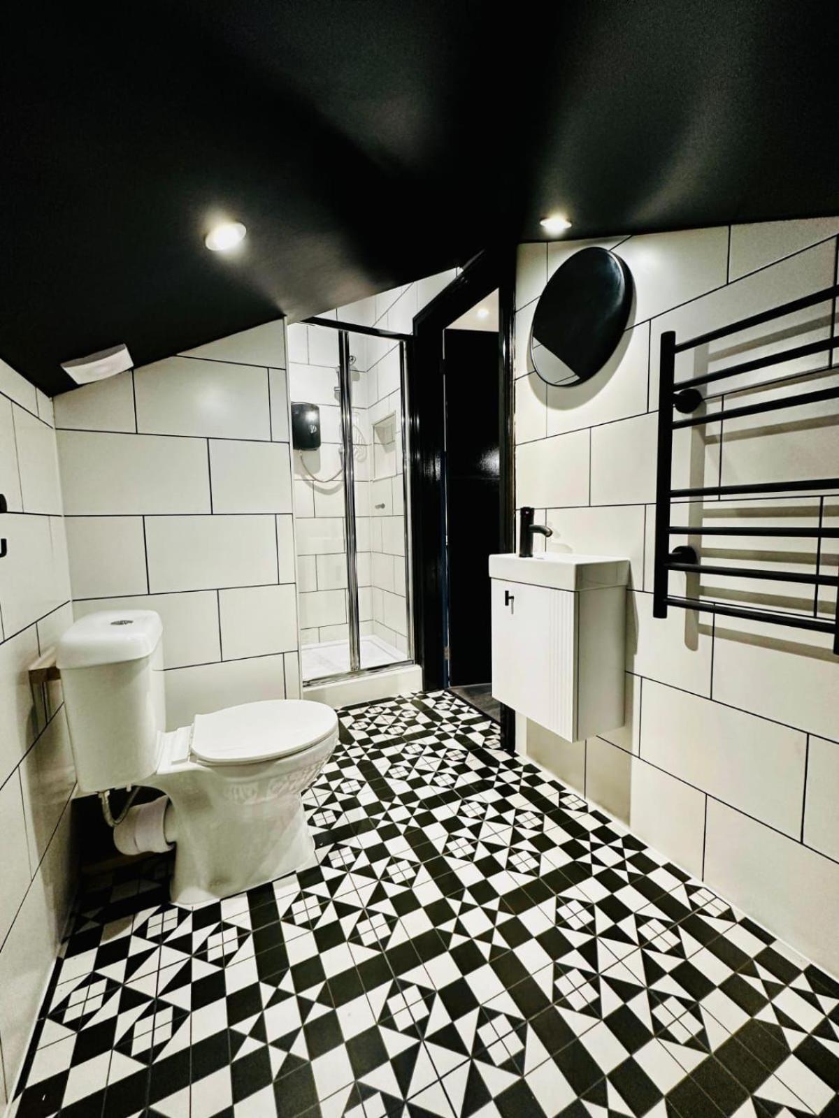 London 39 Blue House Luxury Ensuite Ideal For Tourists Exteriör bild