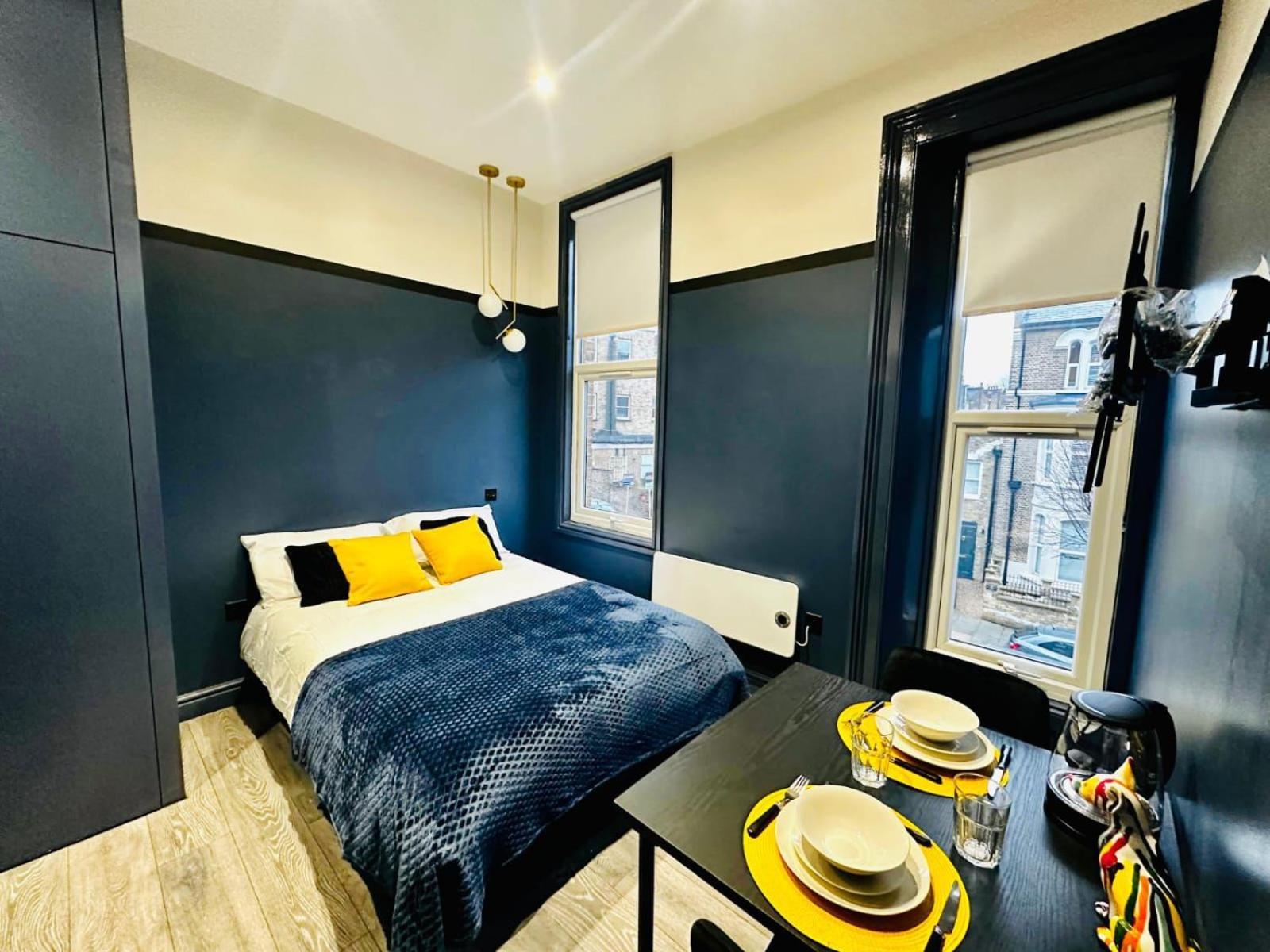 London 39 Blue House Luxury Ensuite Ideal For Tourists Exteriör bild