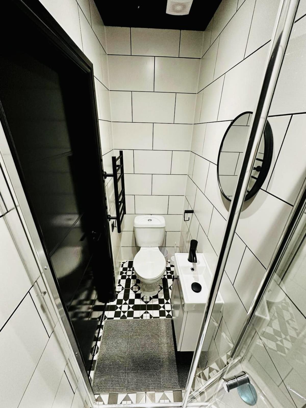 London 39 Blue House Luxury Ensuite Ideal For Tourists Exteriör bild